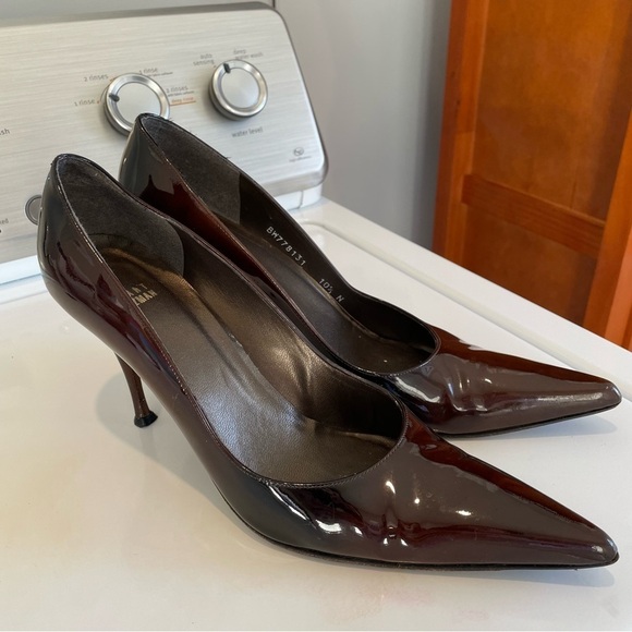 Stuart Weitzman Brown Patent Leather Pumps - Picture 1 of 8
